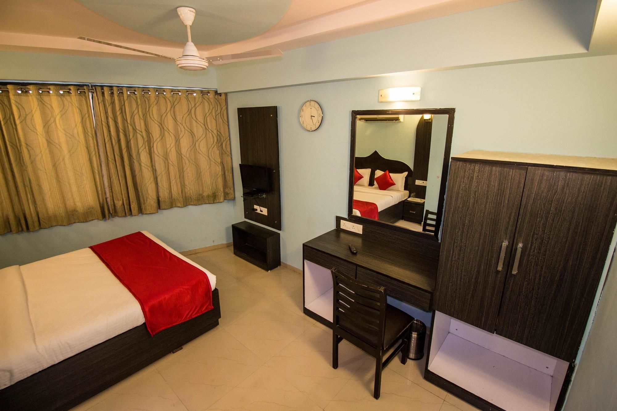 Hotel O Bridge Ahmedabad Luaran gambar