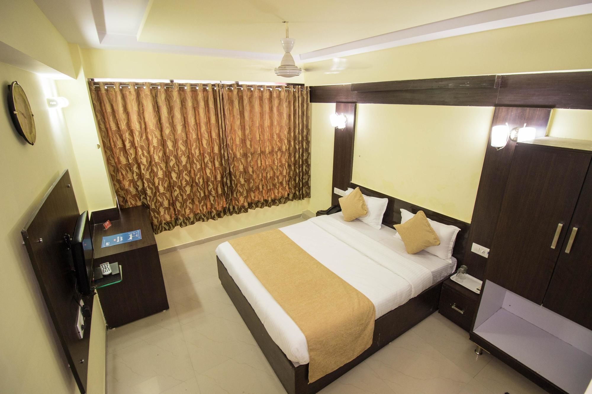 Hotel O Bridge Ahmedabad Luaran gambar